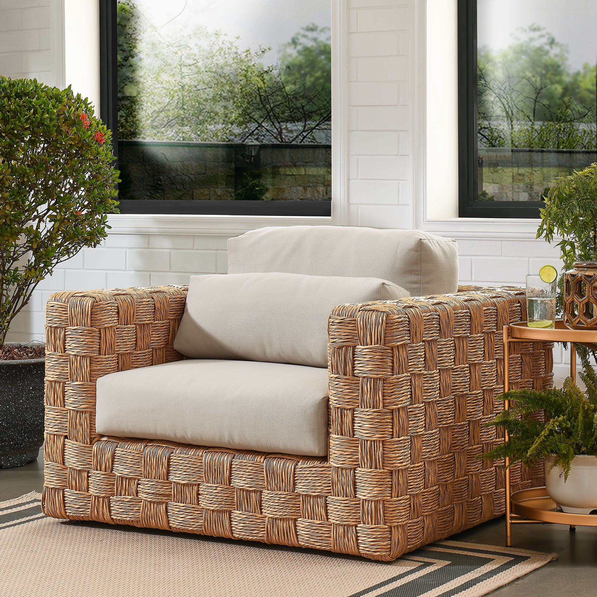 Thames Outdoor Patio Wicker Outdoor Patio Rattan Armchair
