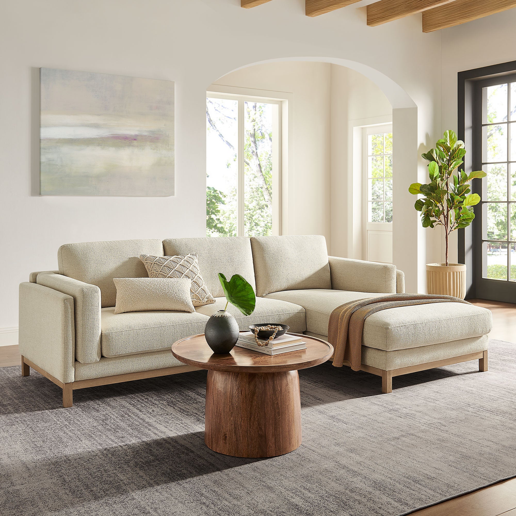 Roscoe Right-Facing Fabric Sectional Sofa with Chaise