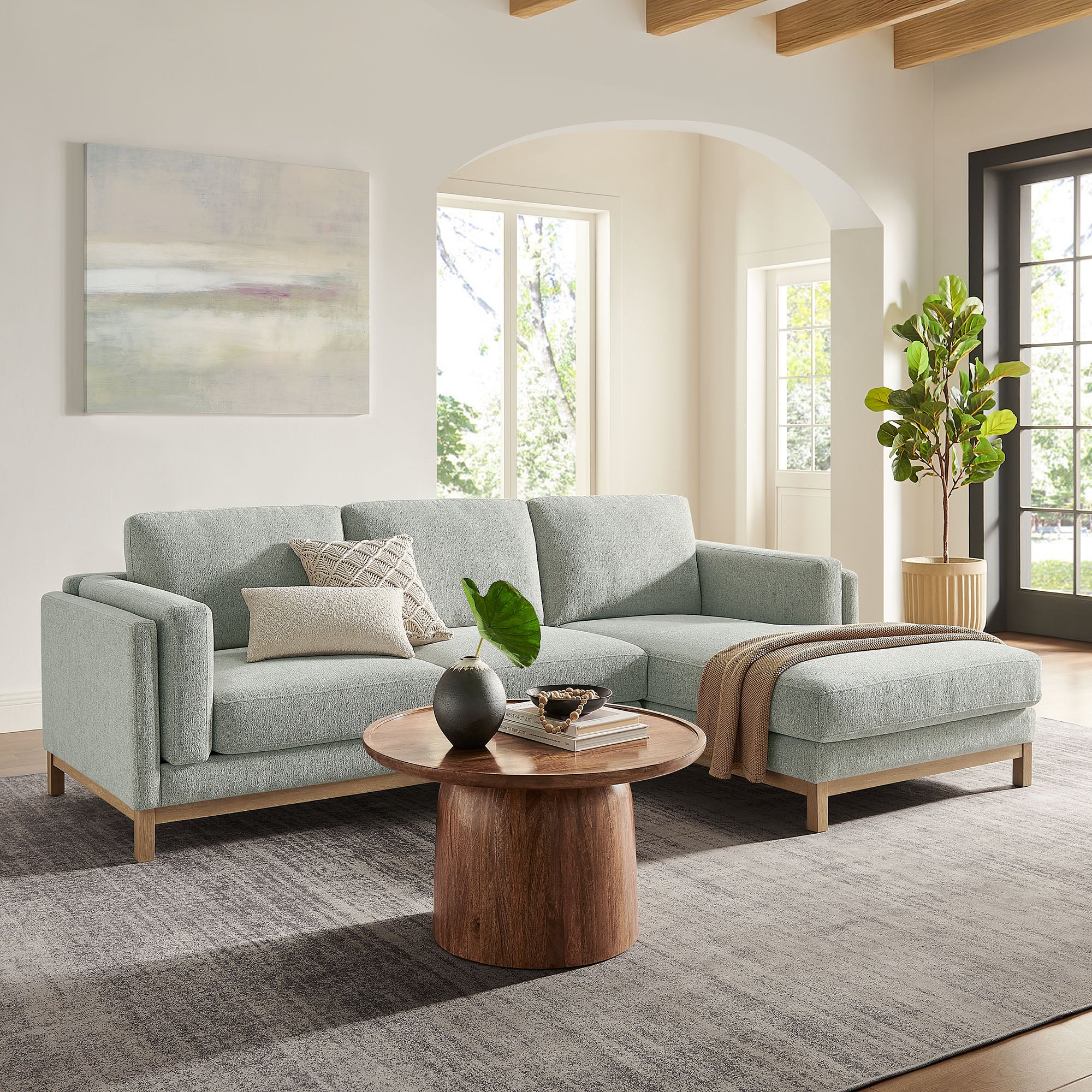 Roscoe Right-Facing Fabric Sectional Sofa with Chaise