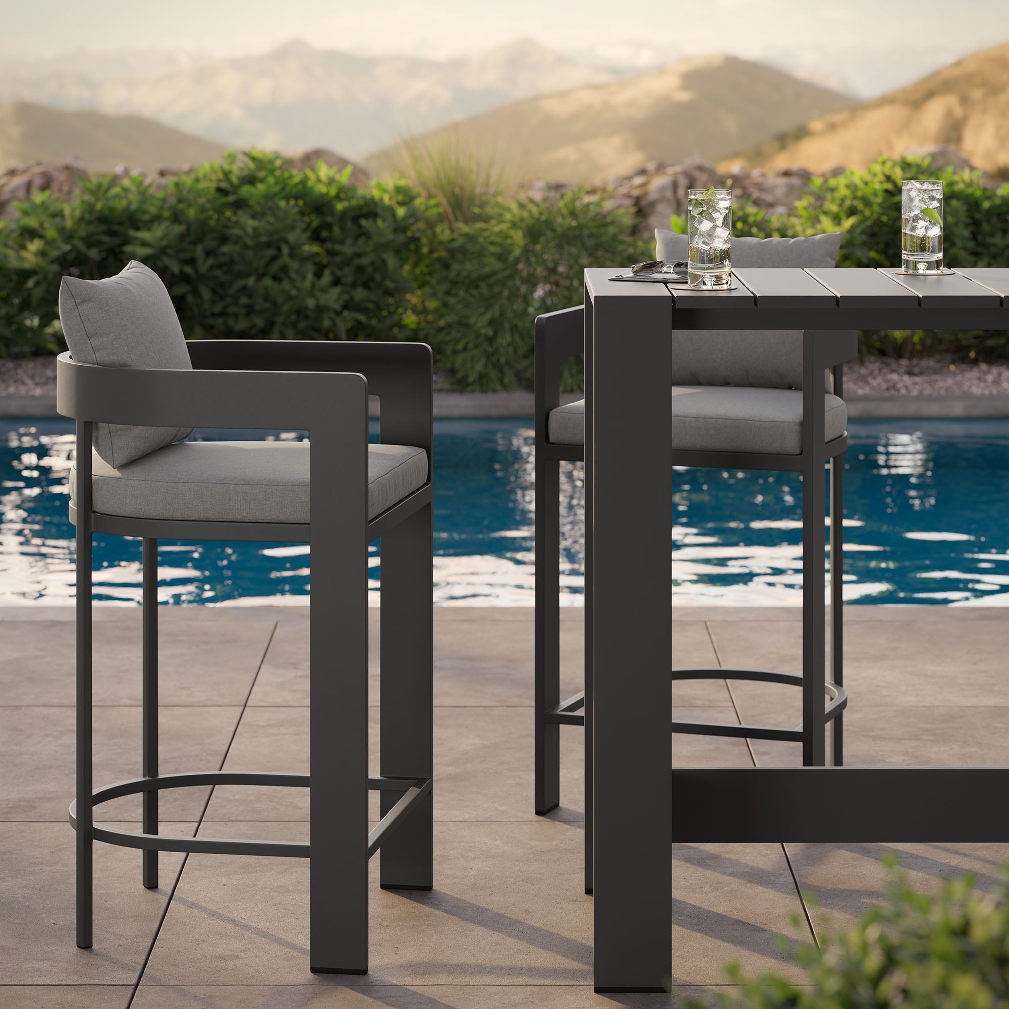Tahoe 3-Piece Outdoor Patio Aluminum Bar Table Set