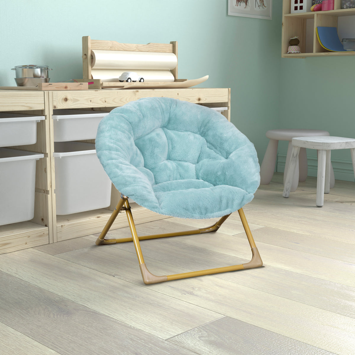 Gwen 23" Kids Cozy Mini Folding Saucer Chair, Faux Fur Moon Chair for Toddlers and Bedroom