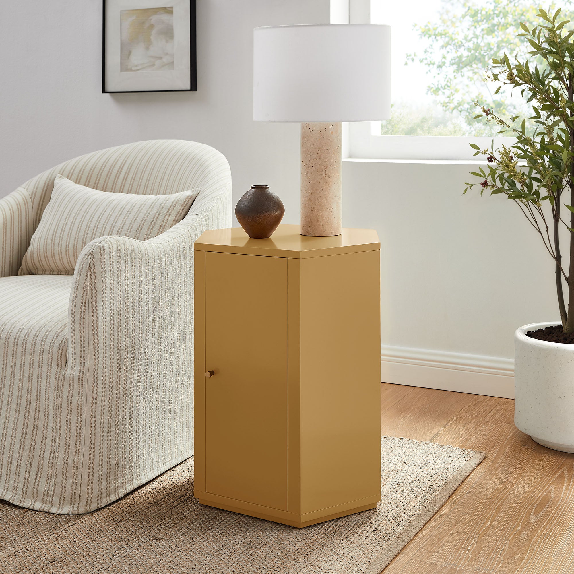 Kade Faceted Semi-Gloss Side Table