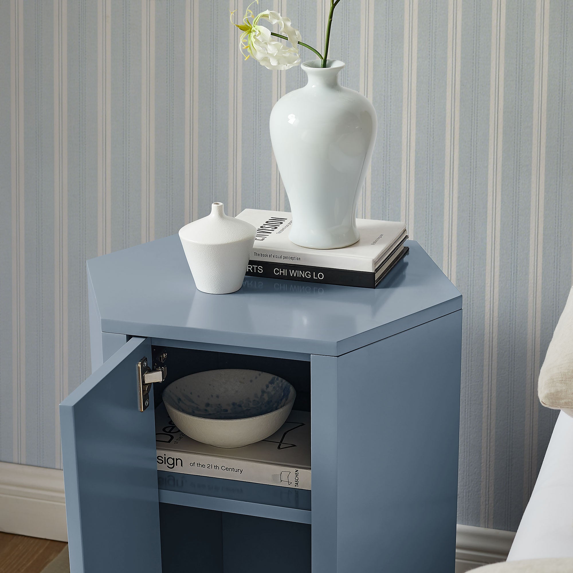 Kade Faceted Semi-Gloss Side Table