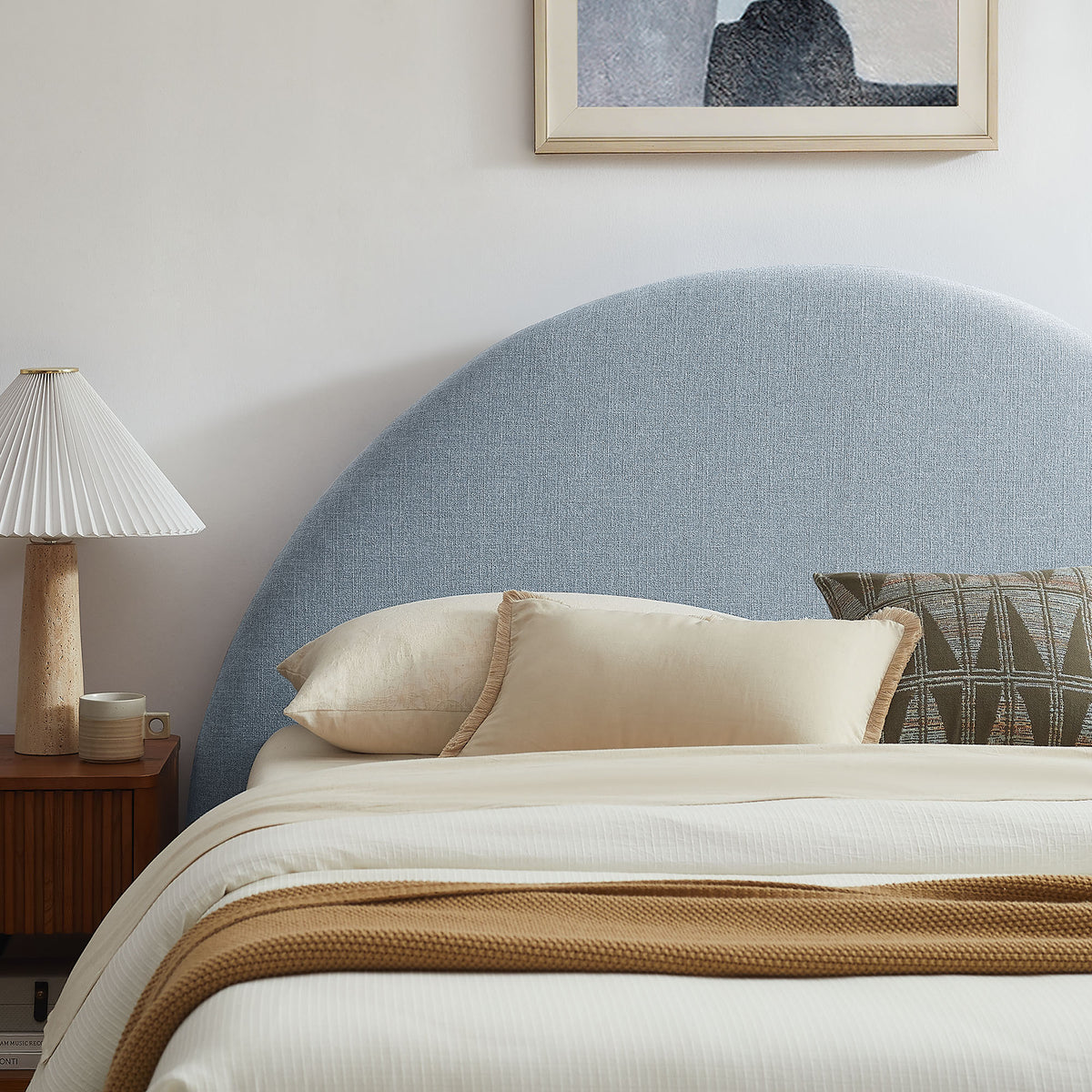 Resort Arched Upholstered Fabric Storage Platform Bed Frame