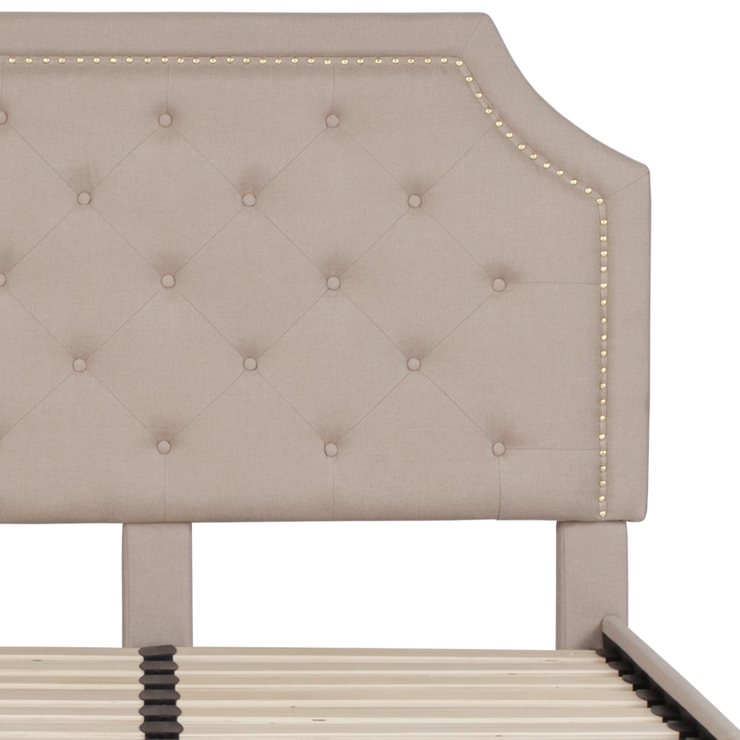 Brighton Arched Tufted Upholstered Platform Bed