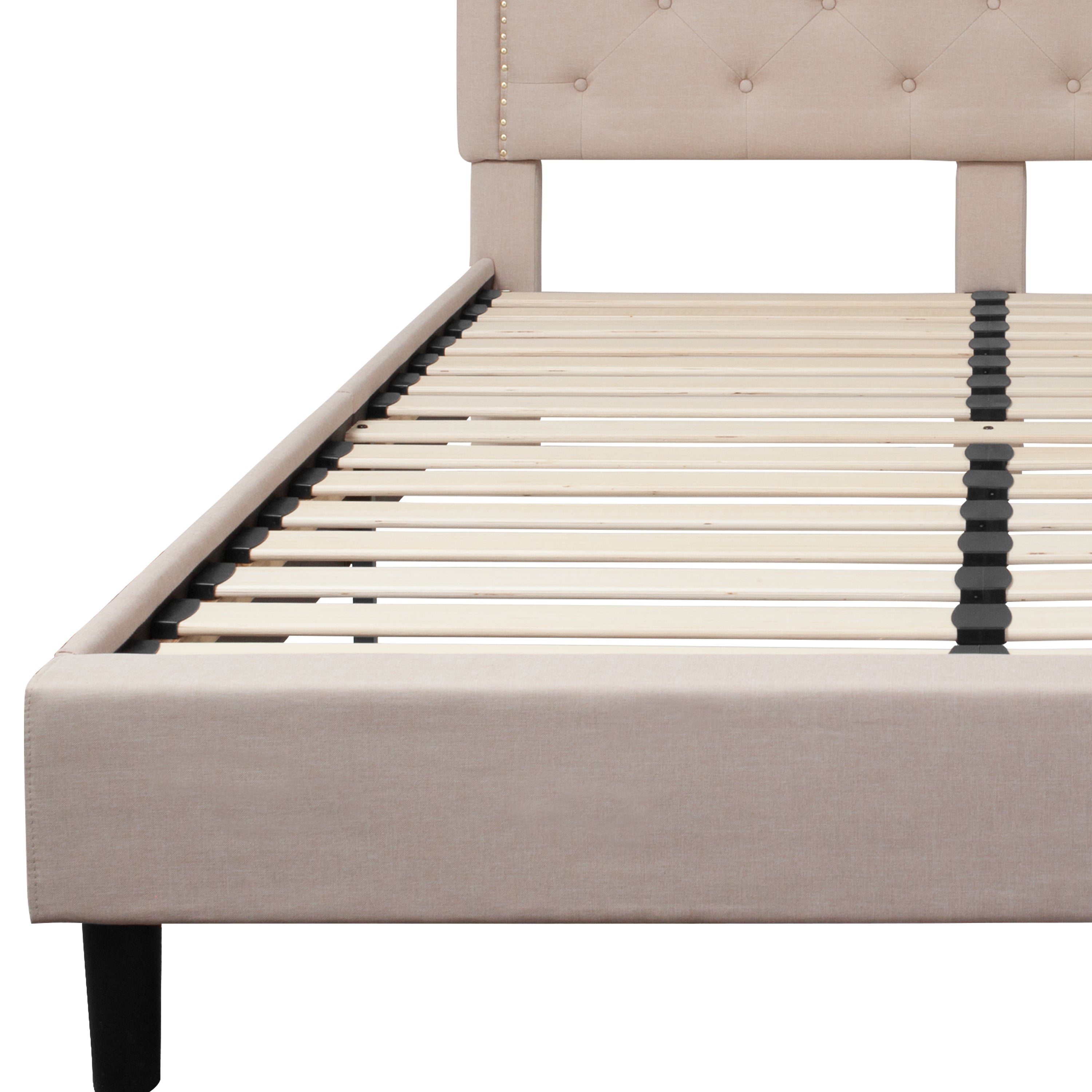 Brighton Arched Tufted Upholstered Platform Bed