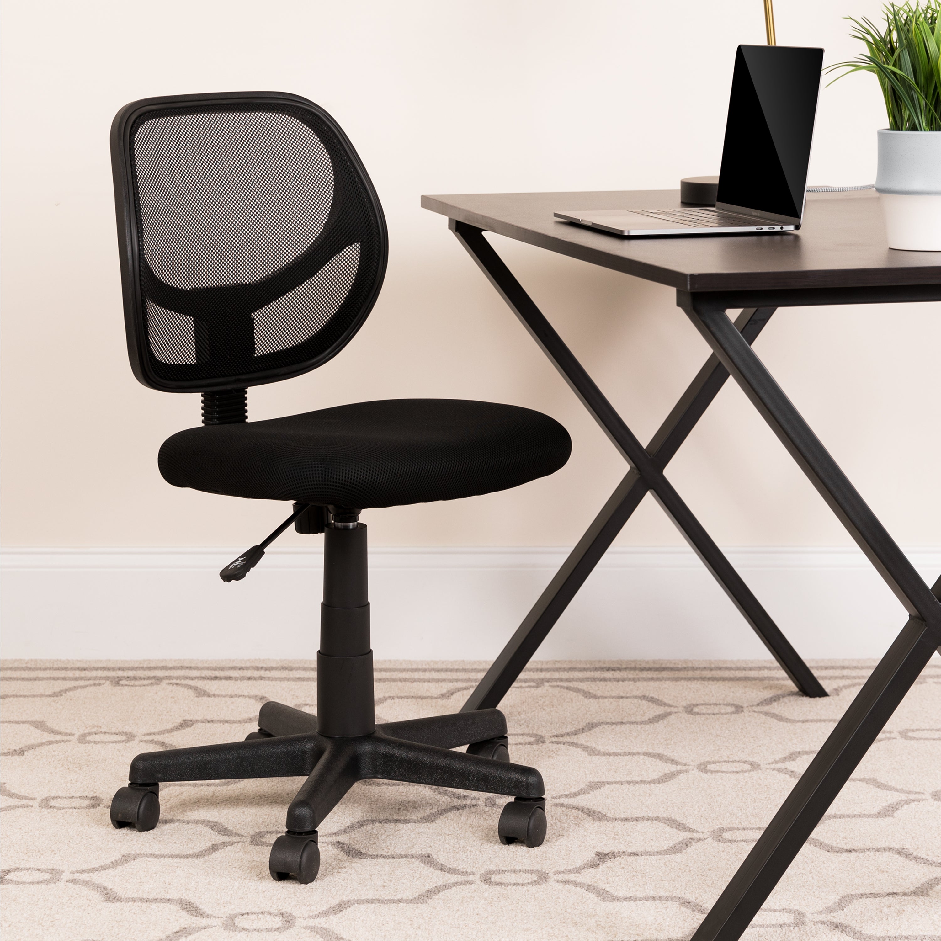 Low Back Mesh Swivel Task Office Chair with Curved Square Back