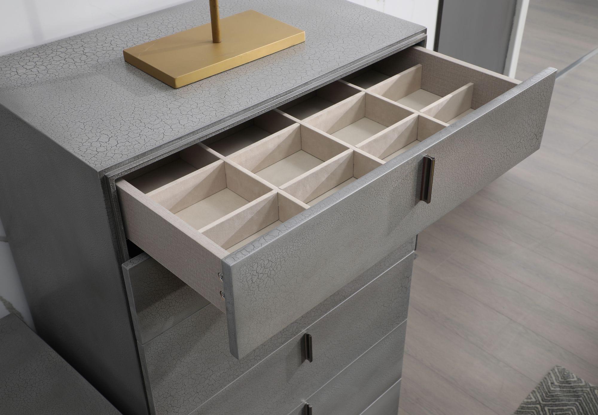 Buckley Modern Crackle Chest