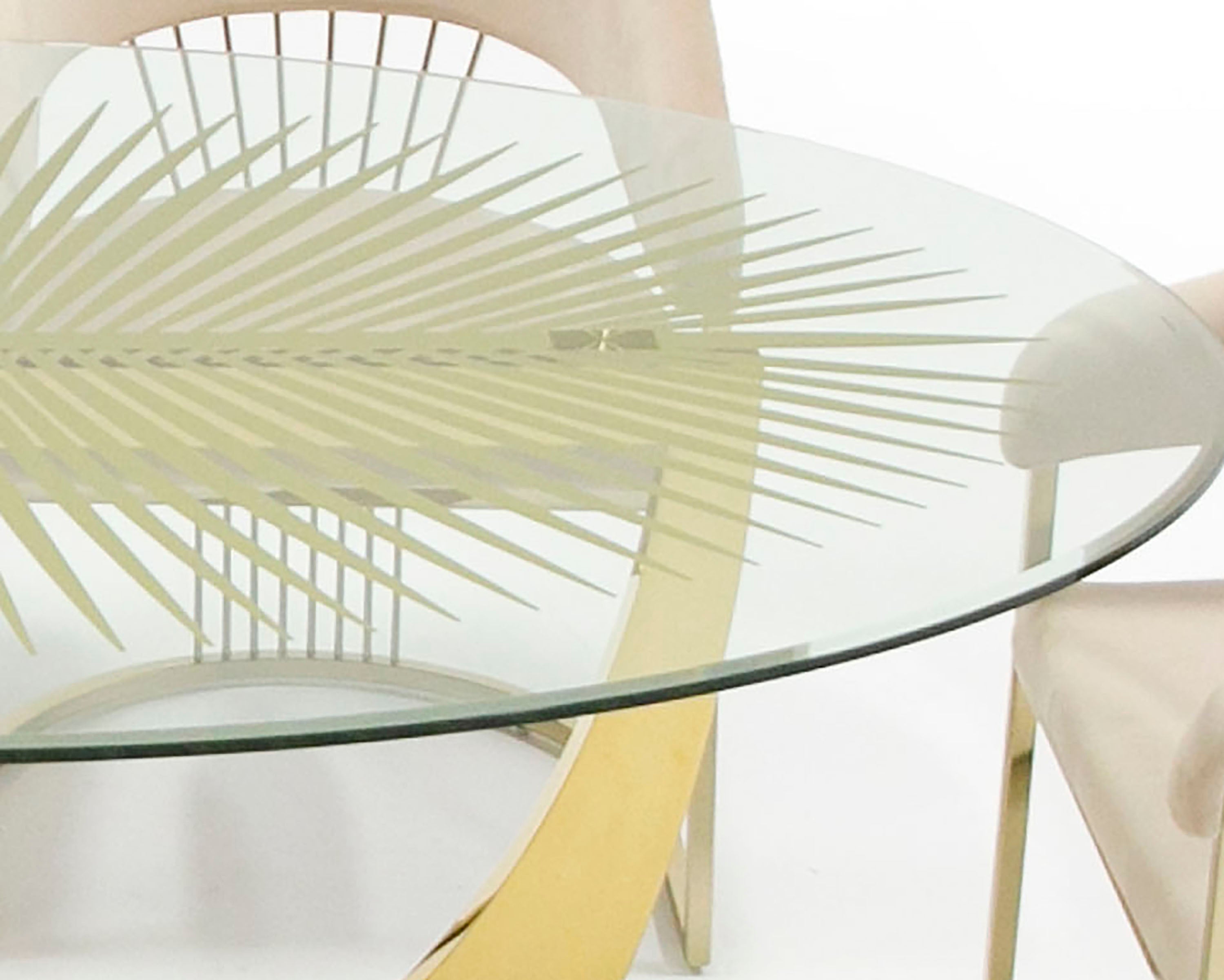 Modrest Chambers Glass Dining Table
