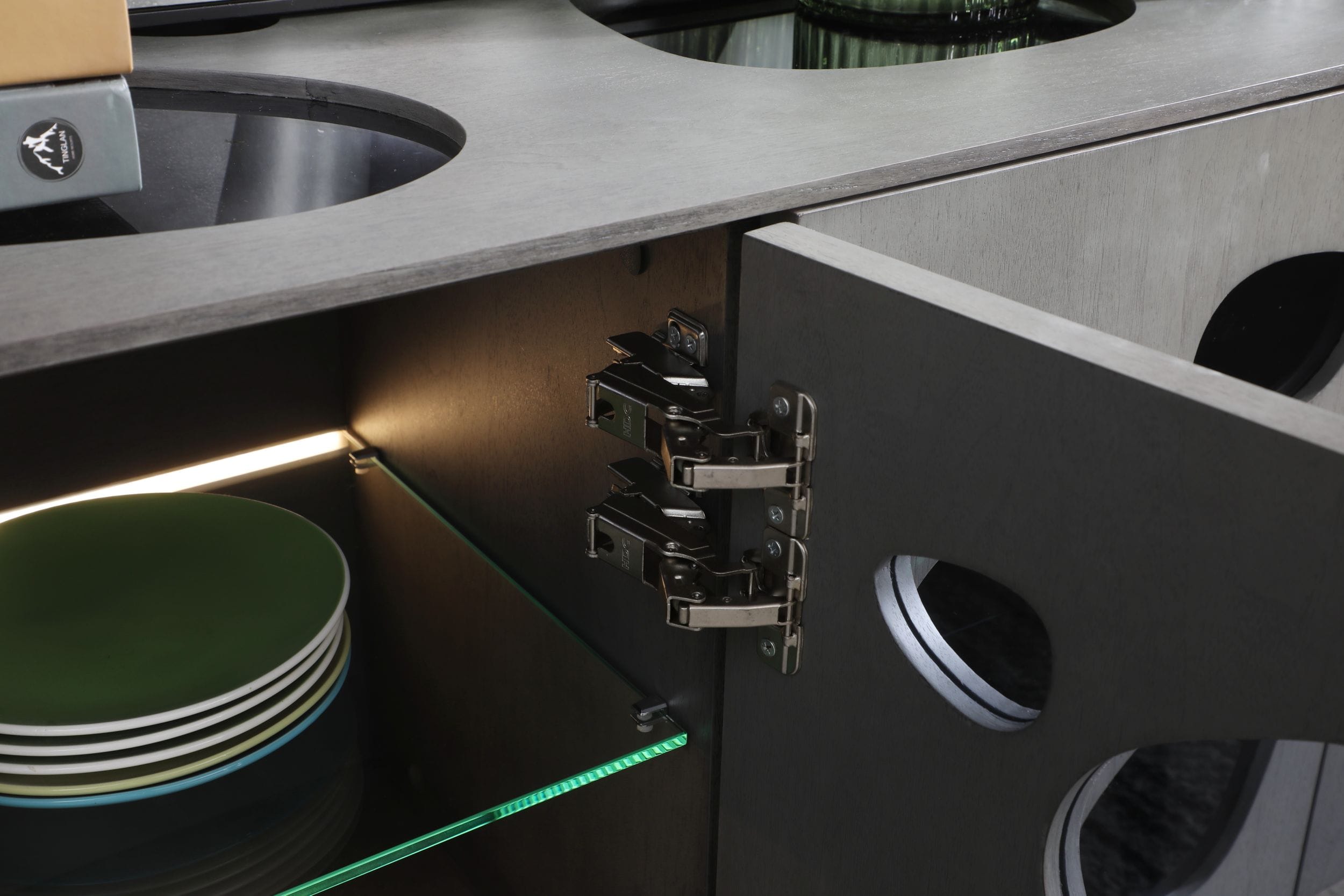 Fontana Modern Buffet