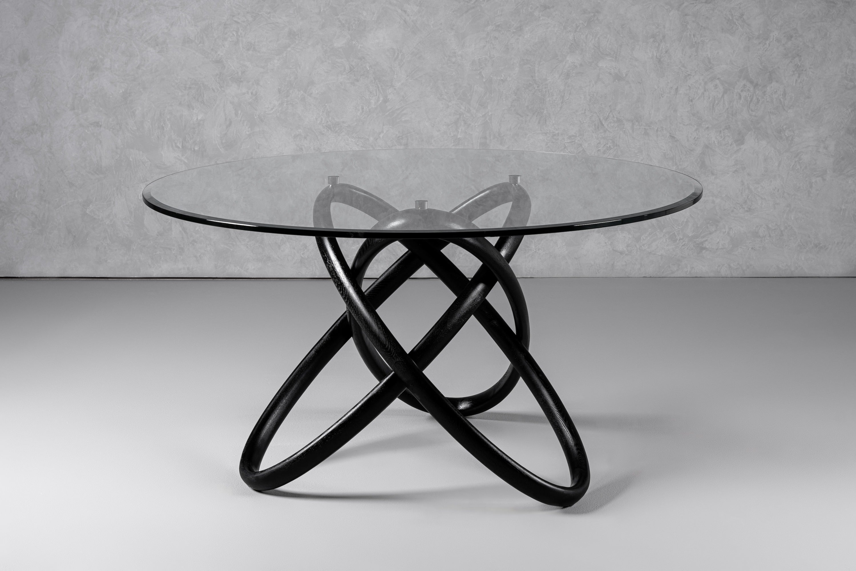 Modrest Mason Round Glass Ash Dining Table