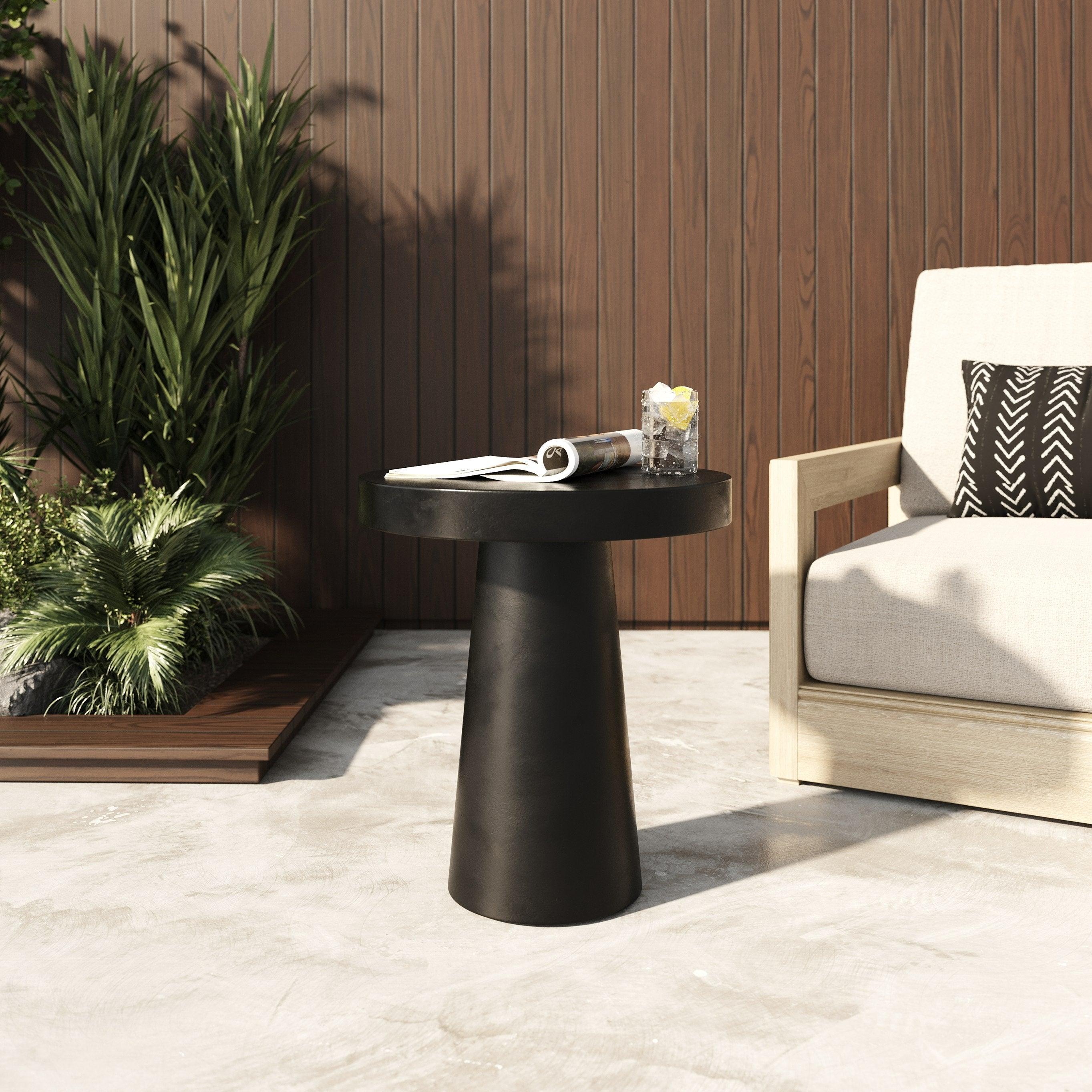 Modrest Desoto Modern Concrete Round End Table