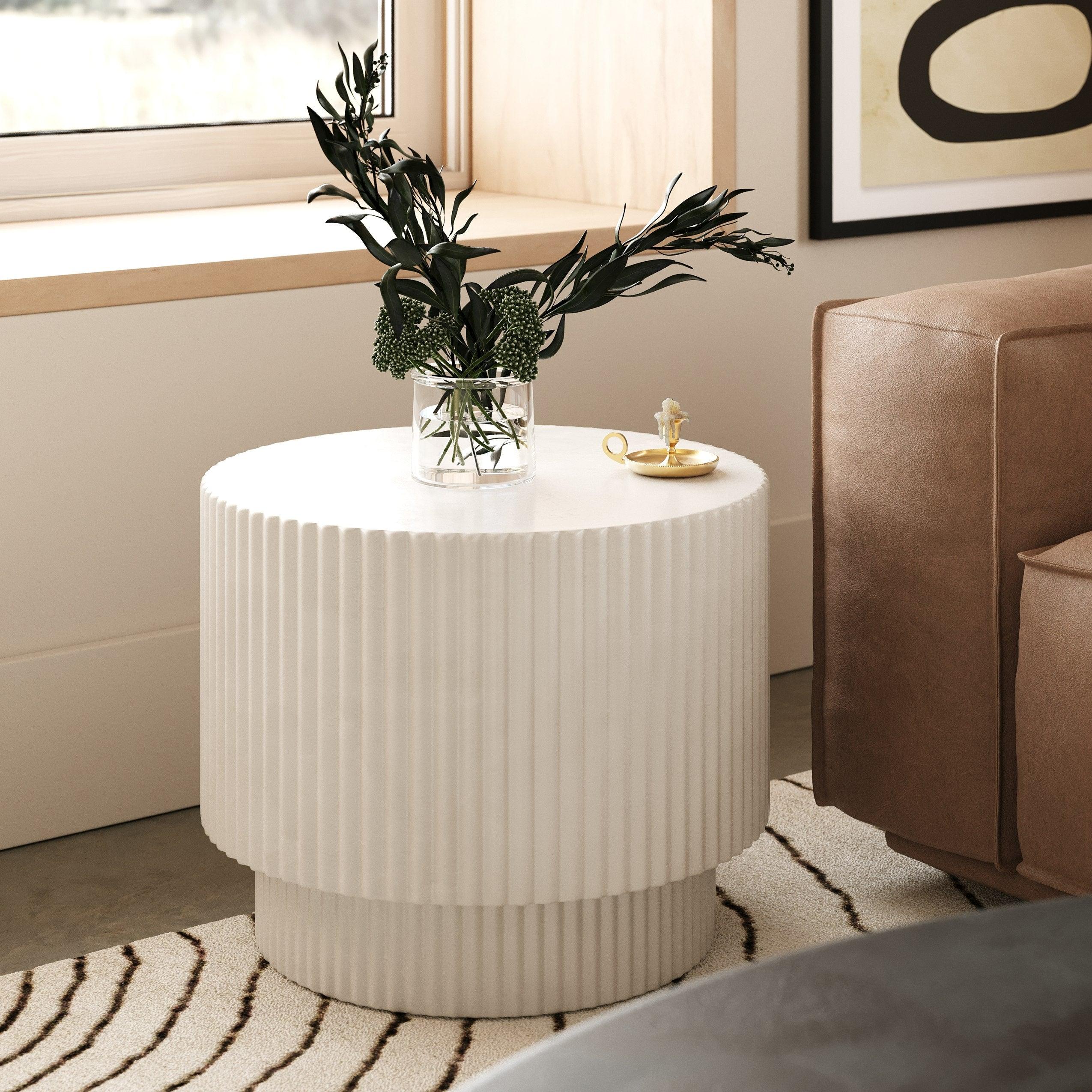 Modrest Gruver Modern Concrete End Table