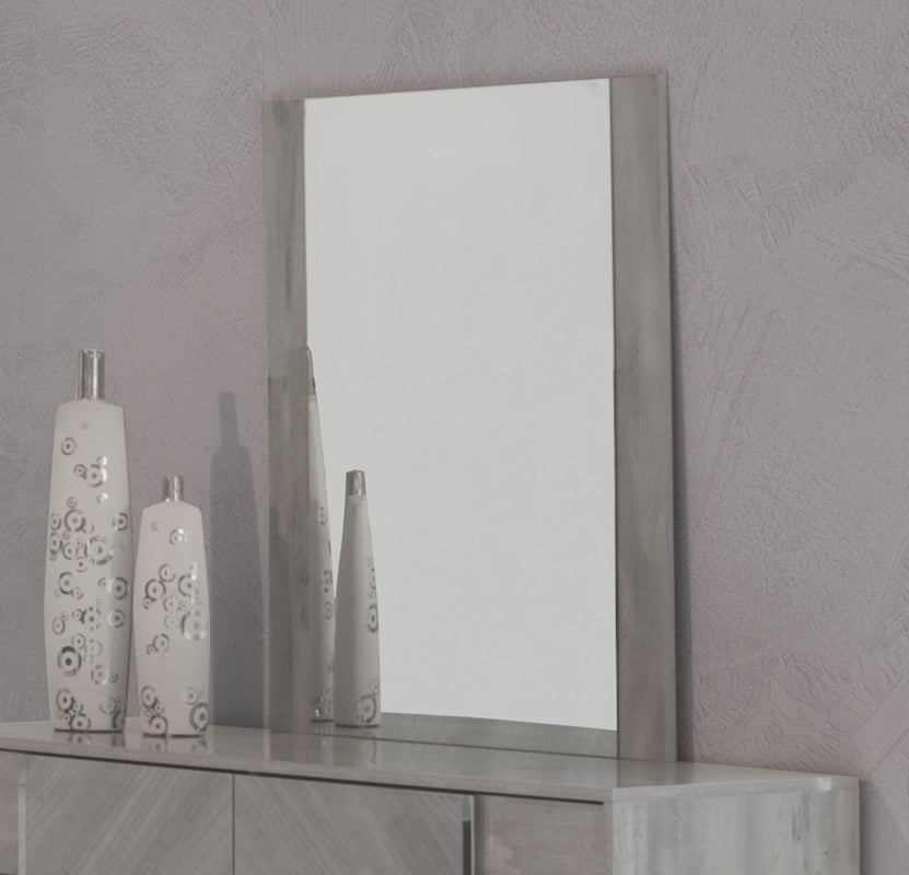 Nova Domus Alexa Italian Modern Grey Mirror-Mirror-VIG-Wall2Wall Furnishings