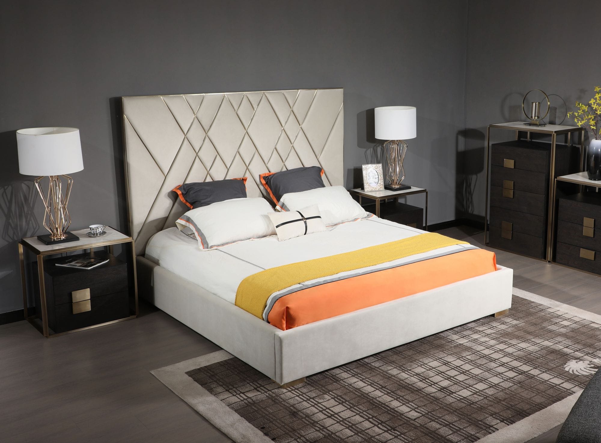 Modrest Eldora - Glam Beige Velvet and Brushed Brass Bed-Bed-VIG-Wall2Wall Furnishings